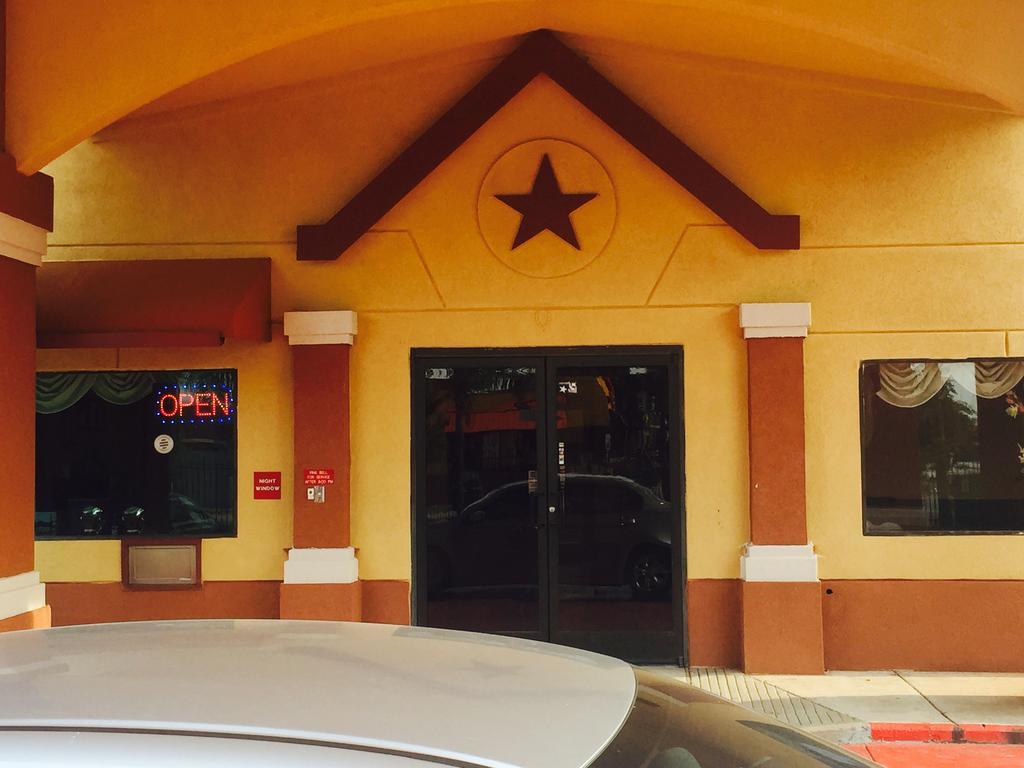 Scottish Inn & Suites Hobby Airport Houston Esterno foto