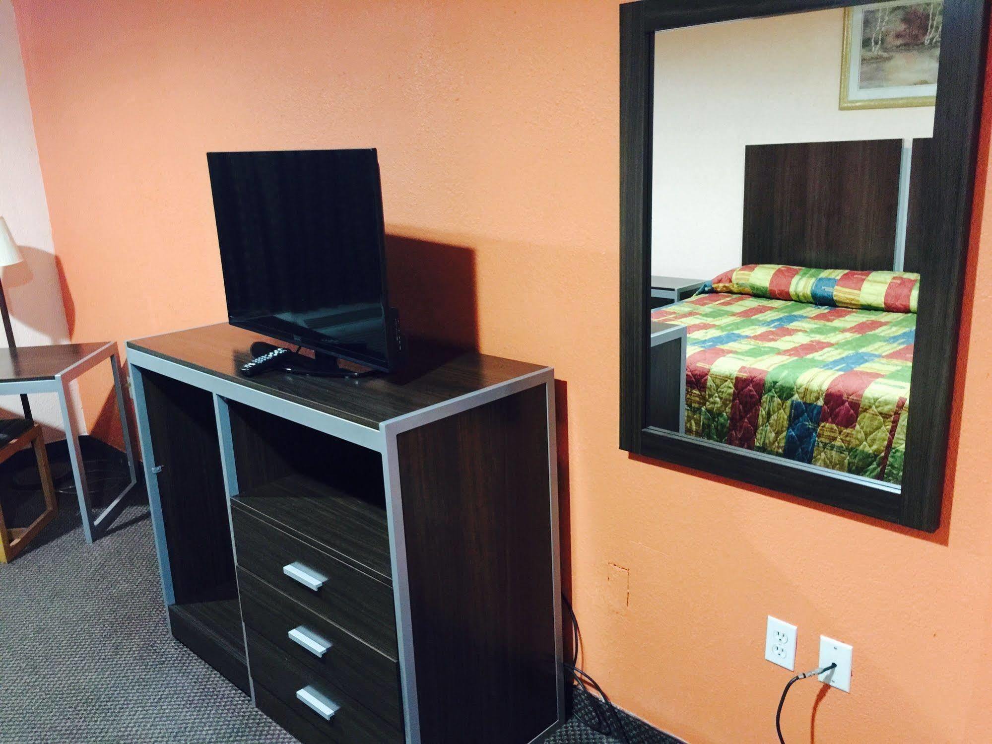 Scottish Inn & Suites Hobby Airport Houston Esterno foto