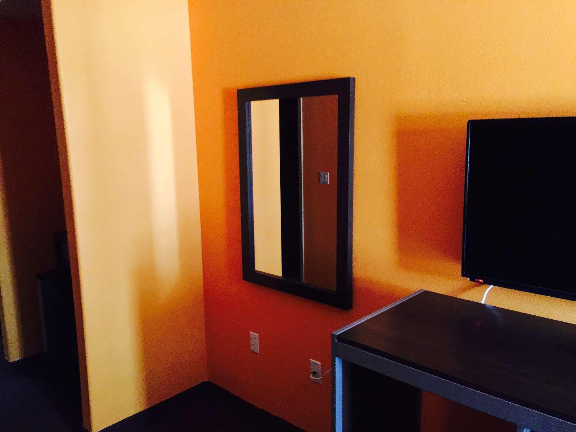 Scottish Inn & Suites Hobby Airport Houston Esterno foto